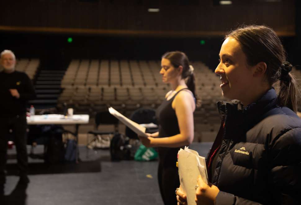FlindersDramaRehearsal2-2048x1150.jpg