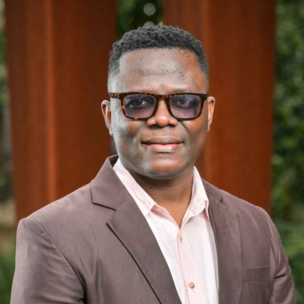 Dr Elvis Chidozie