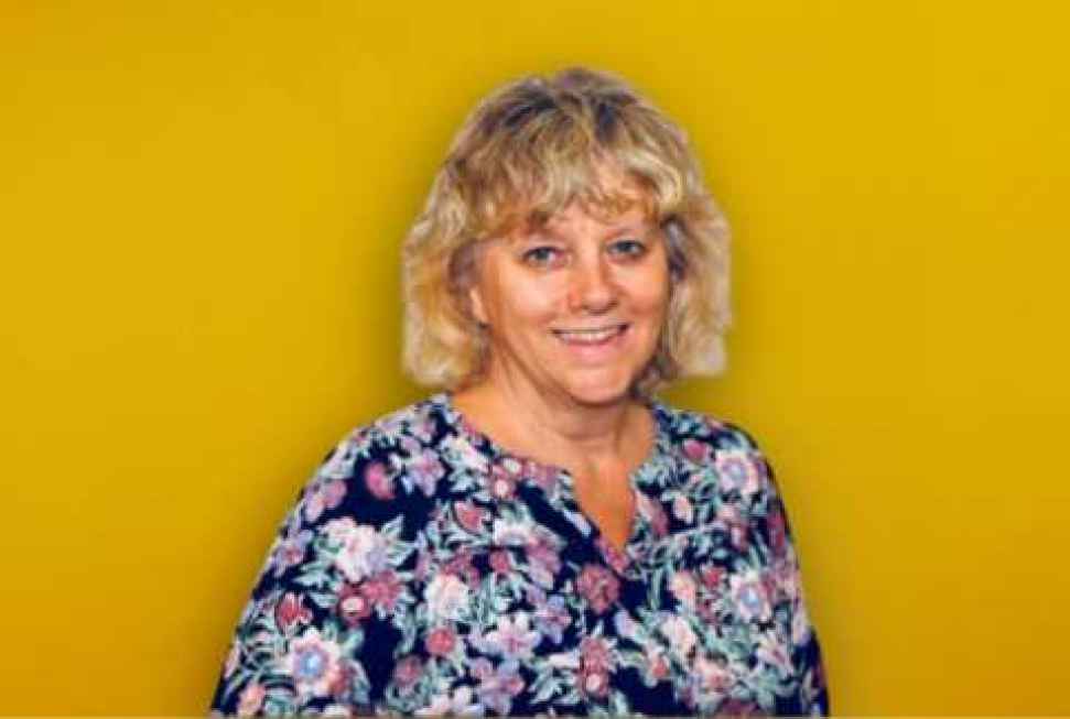professor-annette-briley.jpg