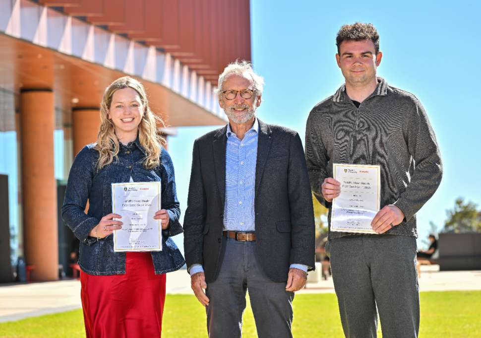 Carole Mackintosh donates to the Matthew Flinders Scholarship 