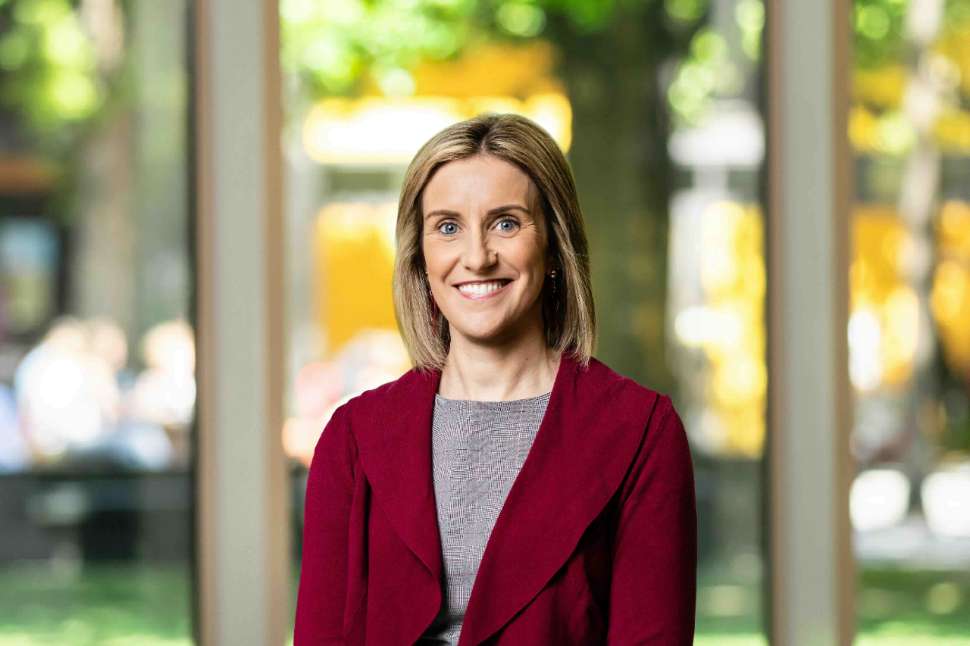 Dr Lisa Furlong