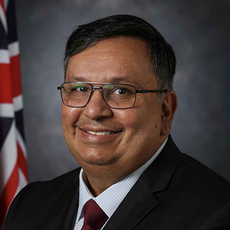 suneel-randhawa-400x.jpg